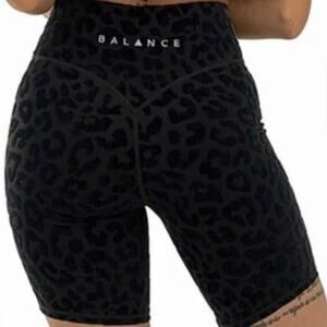 Balance Athletica Vitality Rider Short Lux Panther Small Outdoor Activewear Yoga